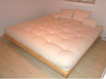 Futon 90, Overkejseren, i farver